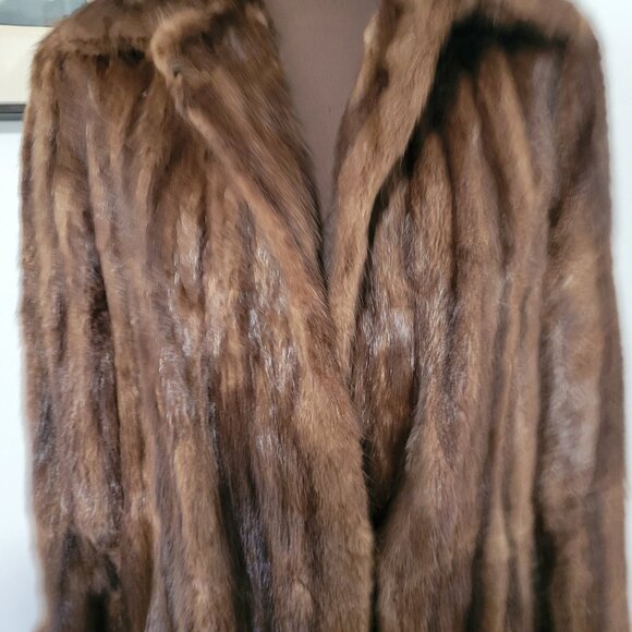 Vintage 40's Mink Coat with MAtching Muff /Handbag - Picture 4 of 15
